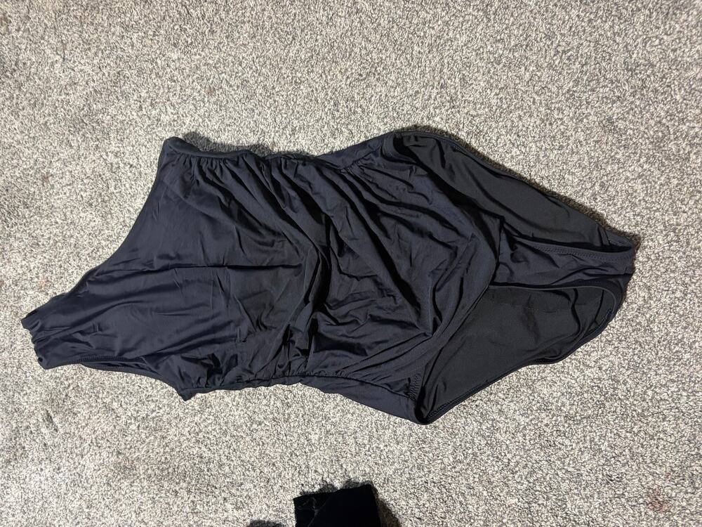 J Crew womens 6 black ruched one shoulder swimsuit